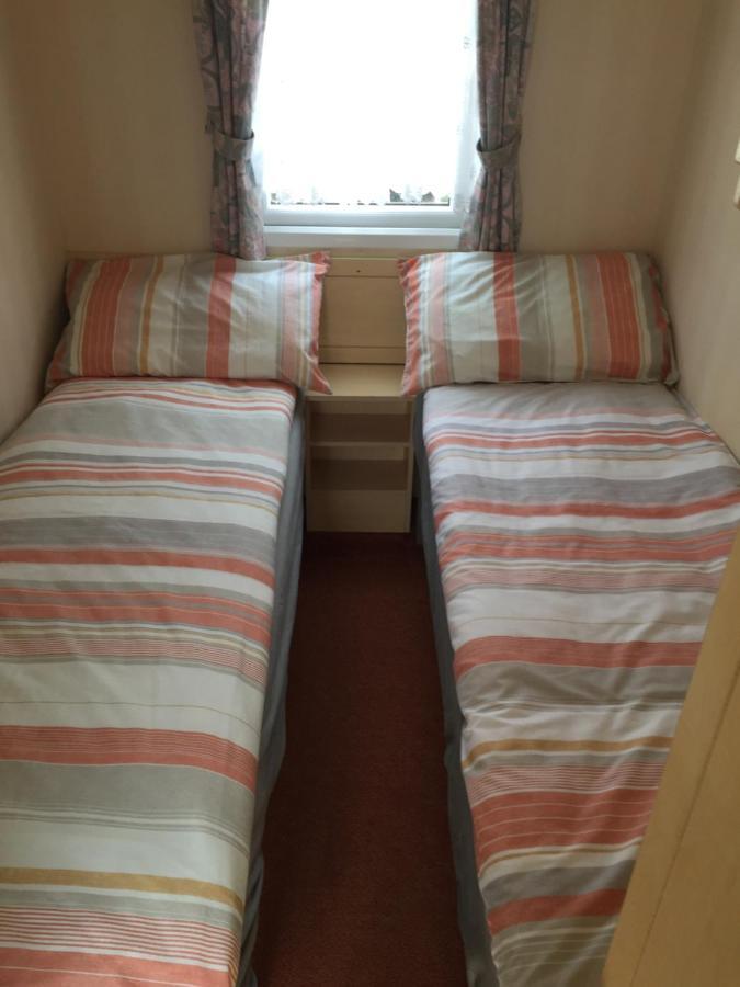 L&G Family Holidays 8 Berth Sealands Familys Only And The Lead Person Must Be Over 30 (Adults Only) Інголдмеллс Екстер'єр фото